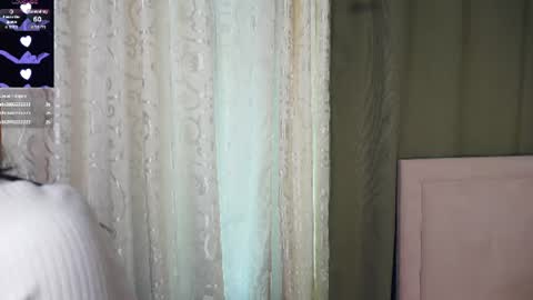 thaocroes live room snapshot on Chaturbate