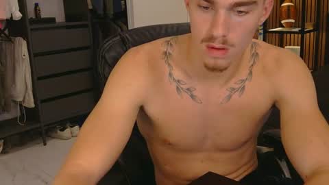 thenicoryder momentopname van live room op Chaturbate