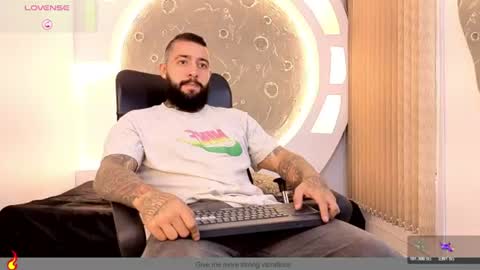 thiagof__x captura de la sala en vivo en Chaturbate