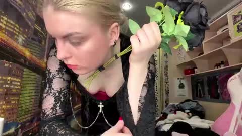tiameakin momentopname van live room op Chaturbate