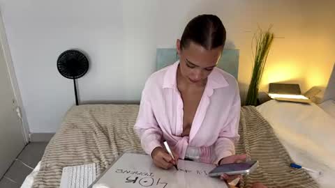 tinayuzuki captura da sala ao vivo na Chaturbate