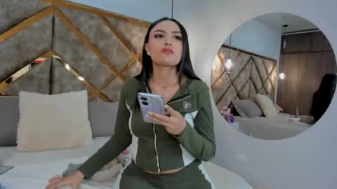 tink_fox captura de la sala en vivo en Chaturbate