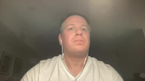 tonytoobig69 captura de la sala en vivo en Chaturbate