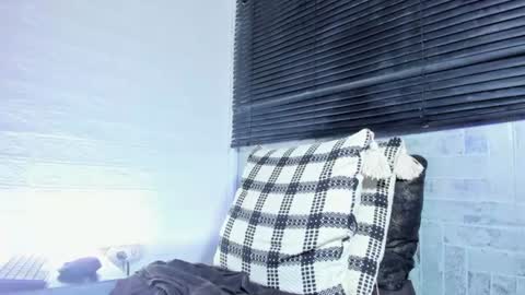 toower_ captura de la sala en vivo en Chaturbate