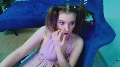 topcranberry captura da sala ao vivo na Chaturbate