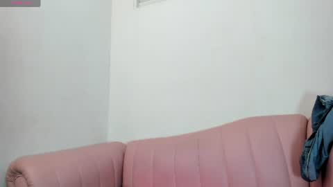 transwhore_ live room snapshot on Chaturbate
