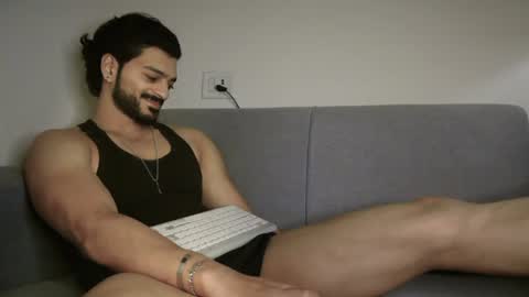 travisandnina Momentaufnahme des Live-Raums auf Chaturbate