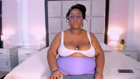 treisyvixen captura de la sala en vivo en Chaturbate