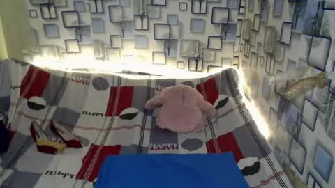trexie215765 live room snapshot on Chaturbate