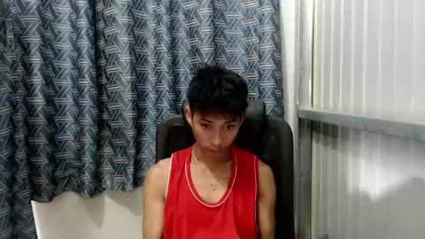 urhotfuckingcockxx снимок онлайн-комнаты на Chaturbate