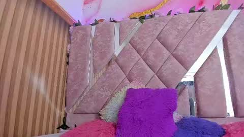 valery__moon__ captura de la sala en vivo en Chaturbate