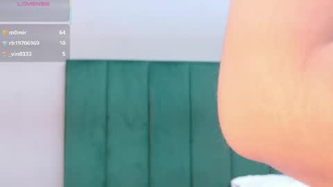valerya_collem live room snapshot on Chaturbate
