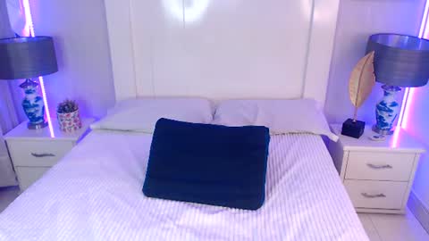 vanessa_toro captura de la sala en vivo en Chaturbate