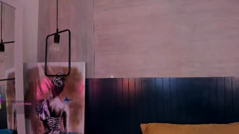 velvettease_ live room snapshot on Chaturbate