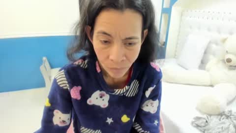 victoria__grey_ captura de la sala en vivo en Chaturbate