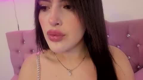 viicky_tay momentopname van live room op Chaturbate