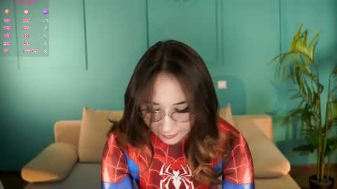 vika_cherry captura de la sala en vivo en Chaturbate
