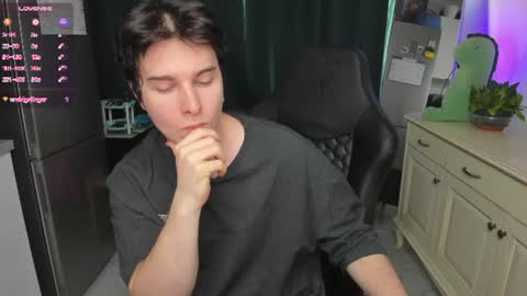 vincent__strong captura de la sala en vivo en Chaturbate