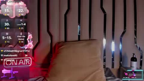 violetanebula_ captura de la sala en vivo en Chaturbate