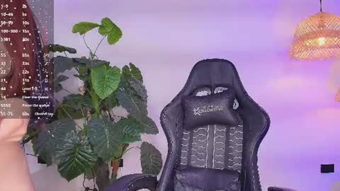 violettenoi Momentaufnahme des Live-Raums auf Chaturbate