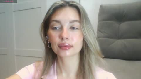 viraya Momentaufnahme des Live-Raums auf Chaturbate