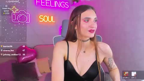 virdjinia_green live room snapshot on Chaturbate
