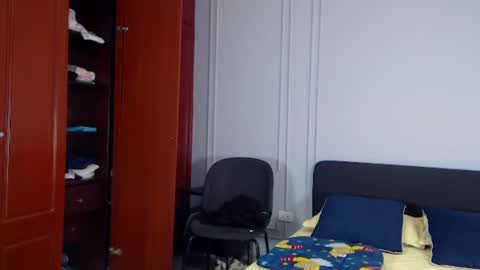 viviennerosette momentopname van live room op Chaturbate
