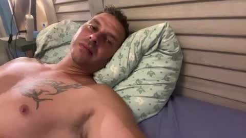 wannautoo momentopname van live room op Chaturbate
