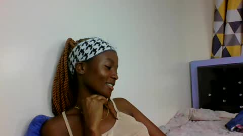 wildflowr Momentaufnahme des Live-Raums auf Chaturbate