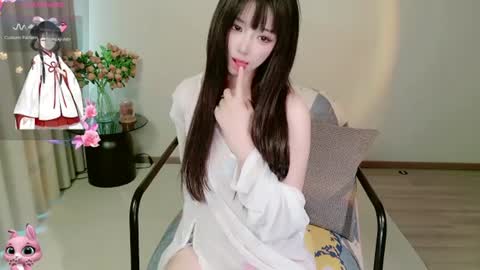 xiaoyu_ko live room snapshot on Chaturbate