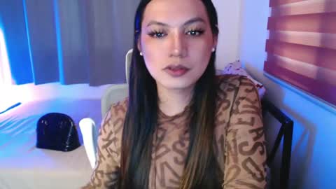 xxjulielovesyouxx captura de la sala en vivo en Chaturbate