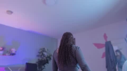 yarirose captura de la sala en vivo en Chaturbate