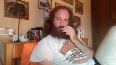 yeti_92 Momentaufnahme des Live-Raums auf Chaturbate