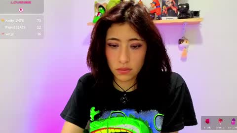 yiren_ captura da sala ao vivo na Chaturbate