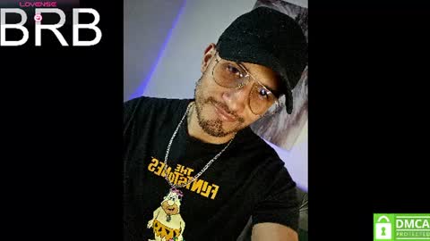 yoshy_man Momentaufnahme des Live-Raums auf Chaturbate