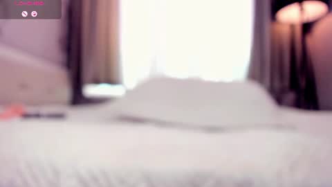 yourbabymarie captura de la sala en vivo en Chaturbate