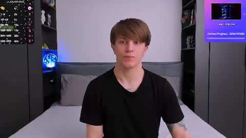 yourcurtis снимок онлайн-комнаты на Chaturbate