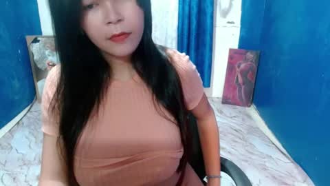 youre_sweet_ninya live room snapshot on Chaturbate