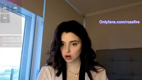 yourfreakygirl live room snapshot on Chaturbate