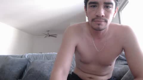 yourfriendjay live room snapshot on Chaturbate