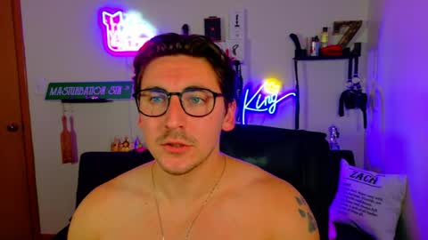 zach_rhyder captura de la sala en vivo en Chaturbate