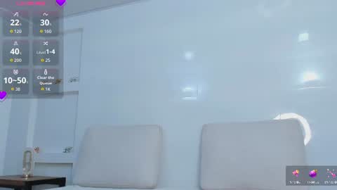 zenda_evans live room snapshot on Chaturbate