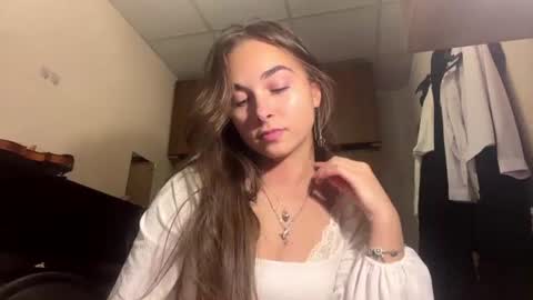 zeniamccook live room snapshot on Chaturbate