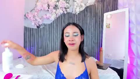 zephyra_bms Momentaufnahme des Live-Raums auf Chaturbate