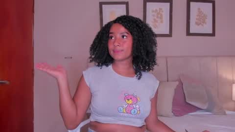 zoe_sky_ captura de la sala en vivo en Chaturbate