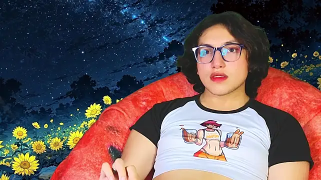 -BlueOpal- live room snapshot on Stripchat