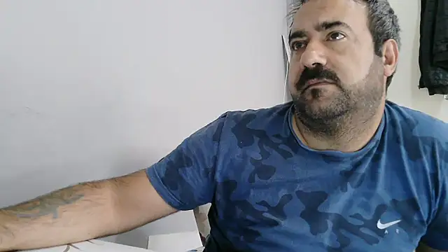 -Hunter_Blaze- Momentaufnahme des Live-Raums auf Stripchat