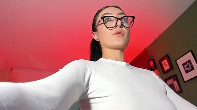 -Kennya live room snapshot on Stripchat