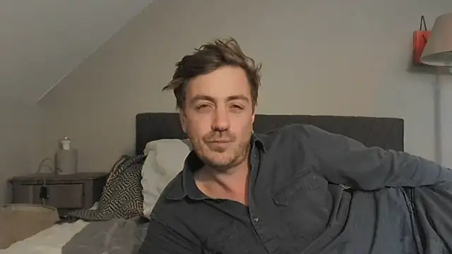 3615_ULLA captura de la sala en vivo en Stripchat