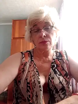 52MiaLove02 Momentaufnahme des Live-Raums auf Stripchat